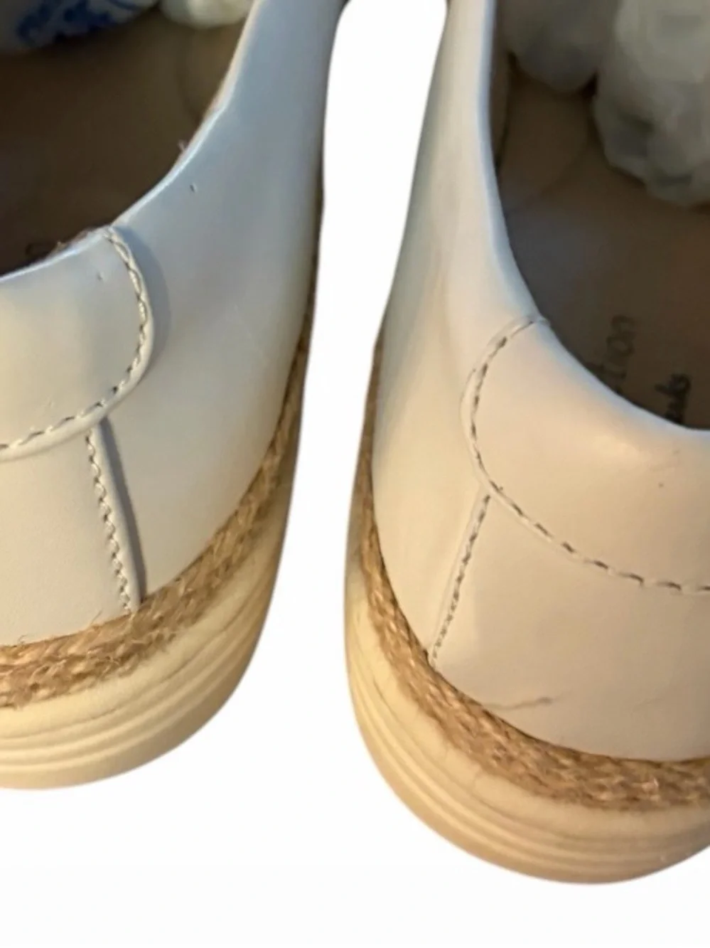 Clarks Collection Women’s Marie Sail Slip-on Flat Loafer White Leather size 8
